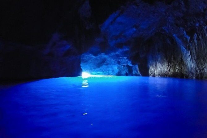3 Hours Speed Boat tour to the Blue Cave - The Value Proposition