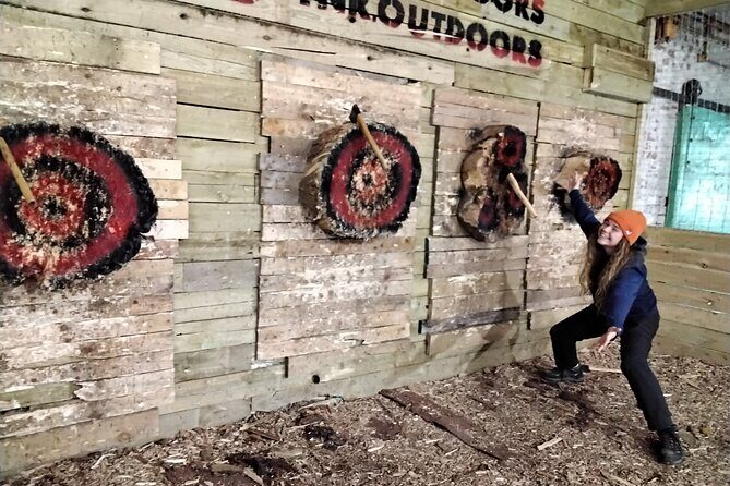 30 Minute Axe Throwing Experience in Llangollen - A Detailed Look at the Axe Throwing Experience in Llangollen