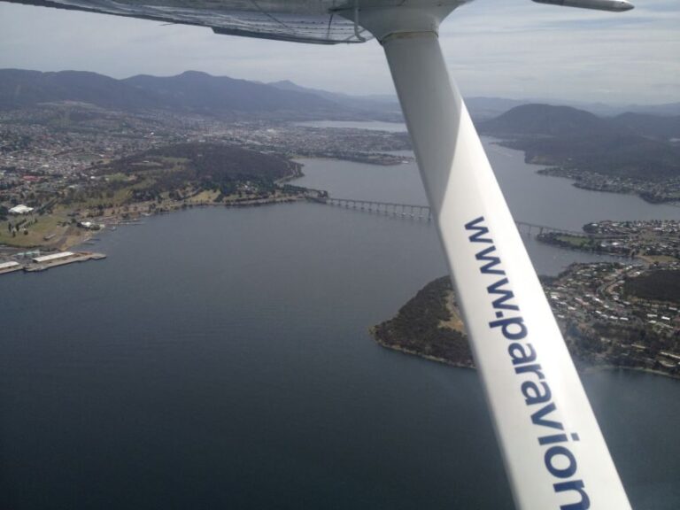 30 Minute Scenic Hobart Plane Flight - What to Expect on Your Hobart Scenic Flight