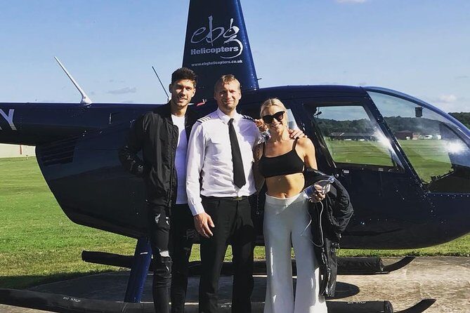 35 minute London Sightseeing Helicopter Tour - The Flight Path: Surrey Countryside to Central London