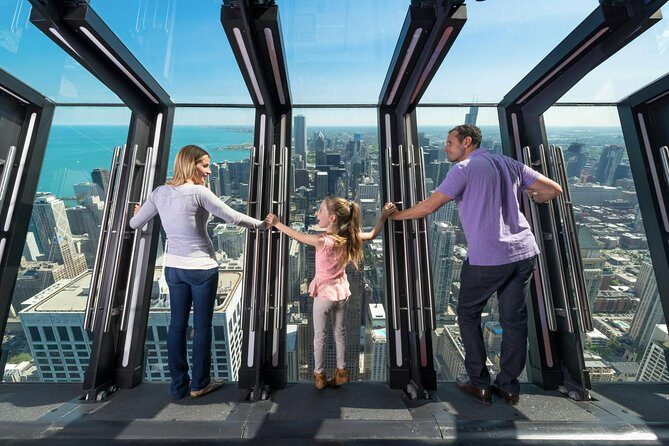 360 CHICAGO Observation Deck Admission - A Deep Dive Into the 360 CHICAGO Experience