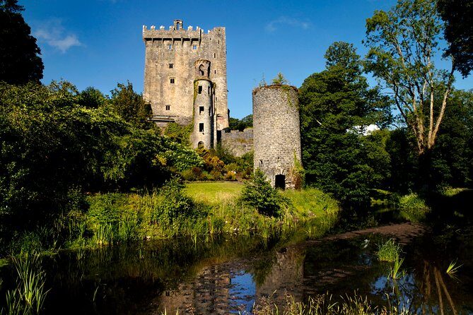4-Day Cork, Ring of Kerry, Dingle, Cliffs of Moher and Galway Bay Rail Tour - Authentic Experiences and Hidden Gems