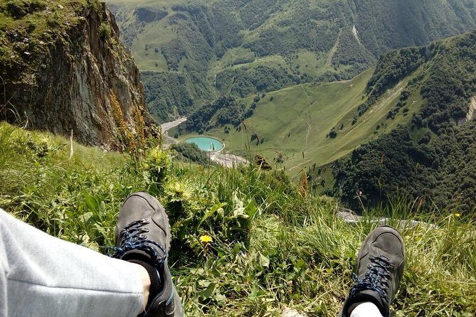 4 days tour from Batumi to the far east - Transportation and Group Size