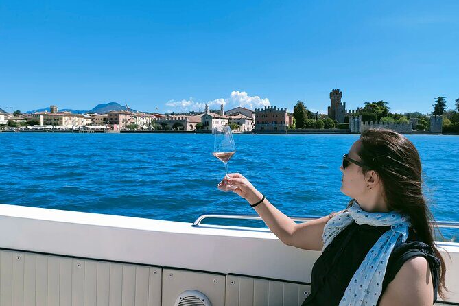 4-Hour Boat Tour on Lake Garda from Lazise - An In-Depth Look at the Lake Garda Boat Tour