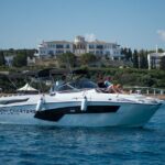 4 hour Luxury Private Charter on a Karnic SL800 - Why You Should Consider This Experience