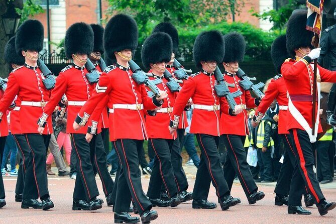 4-Hour Private Guided Tour of London on a Classic Itinerary - The Value of a Private Guided Experience