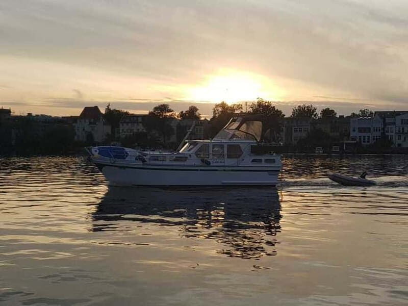 4 hours Private Romantic Boat Cruise for 2 - Wine included - Final Thoughts: Is It Worth It?