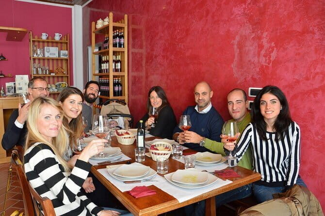 4 Wines & 2 Olive Oils Tasting in Chianti Winery with Tour - Who Will Love This Tour?
