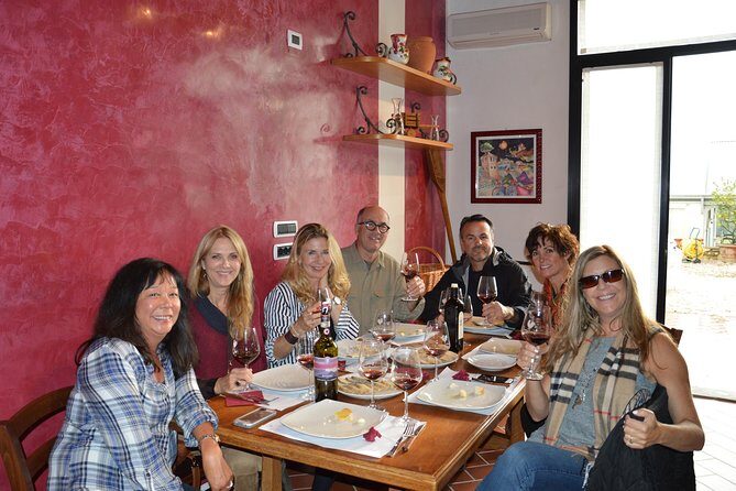 4 Wines Tasting with 2 Tuscan Cheeses & Tour at the winery - Detailed Breakdown of the Tour