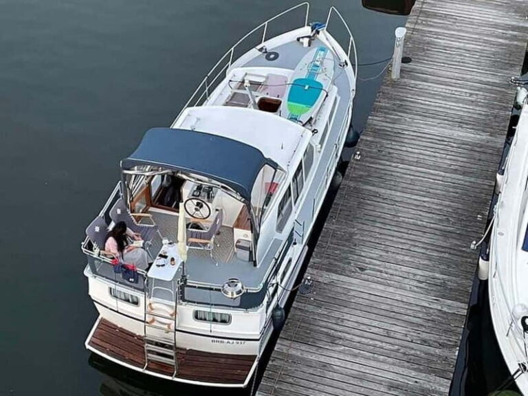 4h Private Havelland Discovery Boat Cruise with Skipper - In-Depth Review: Discovering Brandenburg on the Water