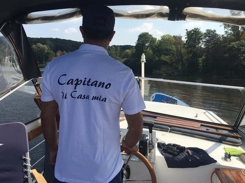 4h Unforgettable Tour with Skipper, "Seven Lakes Cruise" - An In-Depth Look at the Seven Lakes Cruise Experience