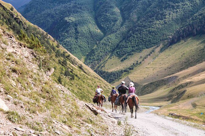 5-Day Horse Riding Tour in Caucasus - Authentic Experiences and Practical Details