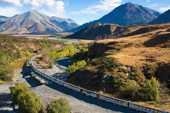 5 Day South Island New Zealand Private Tour from Queenstown - Day Two: Queenstown Highlights and the Skyline Experience