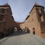 5-hour: Royal Castle, Old Town, Wilanow Palace /inc.Pick-up/ - The Sum Up