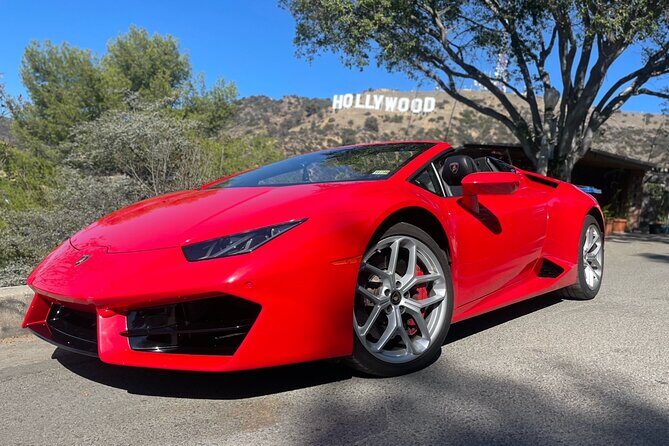 50min Driving Tour: Explore Los Angeles in Lamborghini - Up Close to the Hollywood Sign: A Picture-Perfect Moment