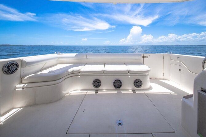 55ft 1 Hour FREE Miami Yacht Rental 3 to 6 Hours 13 People - FAQ