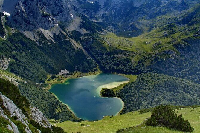 6 Day Tour - Trekking, Rafting, Jeep safari and Canyoning - A Deep Dive into the 6-Day Bosnia Adventure