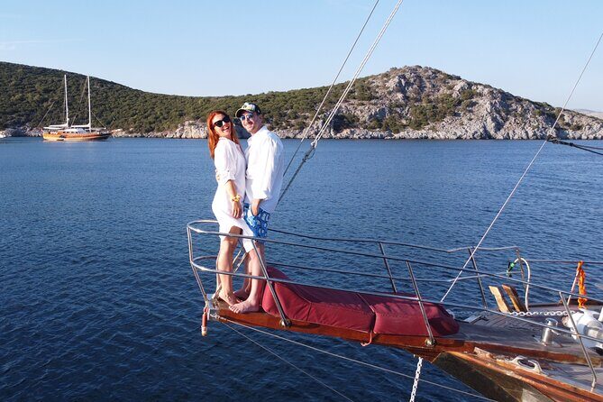 6 Hours Private Charter Boat Tour with Lunch in Bodrum - The Food and Equipment