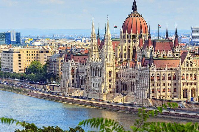 6 hours Private City Tour of Budapest With Winetasting and Danube evening cruise - Who Will Love This Tour?