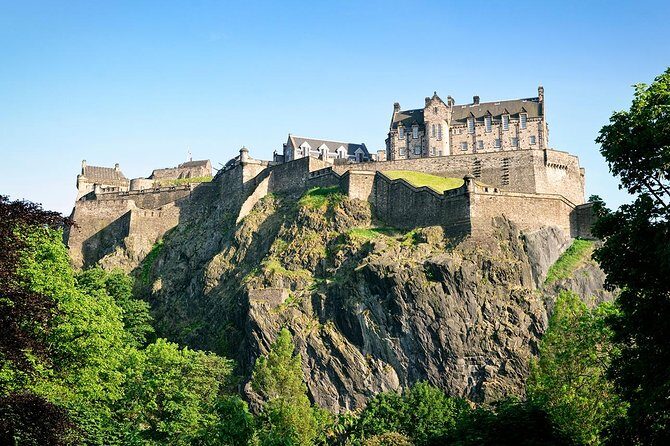 7 Day Tour Exploring England and Scotland starting from London - The Practicalities: Transport, Accommodation, and Value