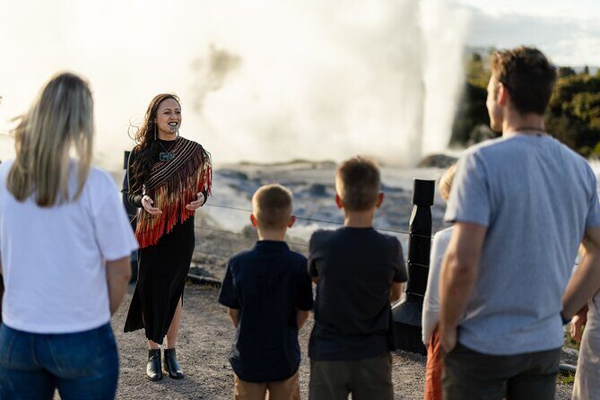 7 Hours Te Puia Rotorua Tour from Tauranga with Concert - Authenticity and Visitor Feedback