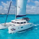 7hrs 42ft Luxury Catamaran Private Charter Cancun to Isla Mujeres - An In-Depth Look at the Experience
