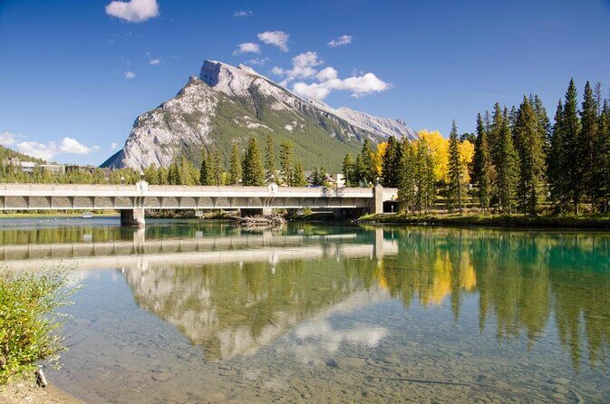 8 Hour Private Tour in Lake Louise, Banff and Moraine Lake - The Experience in Action: What Travelers Say