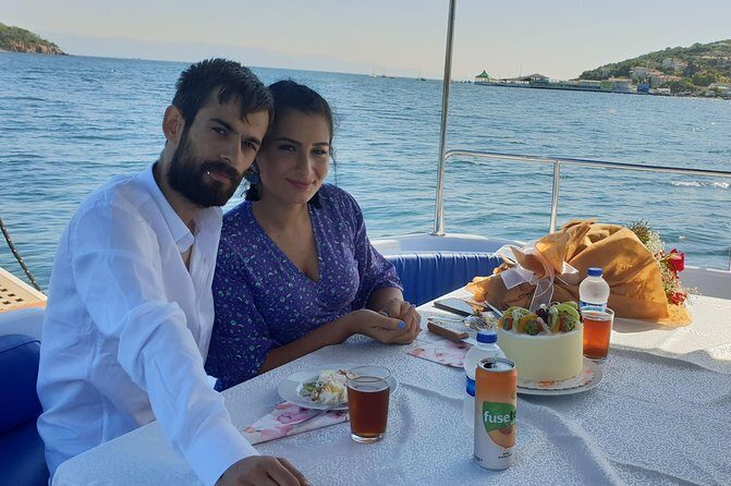 8-Hours Private Swimming Luxury Yacht Cruise to Princes' Island - An In-Depth Look at the Luxury Yacht Experience in Istanbul