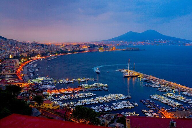 8:30 a.m. - Pompeii and photos Panoramica di Napoli (morning) - Who This Tour Is Best For