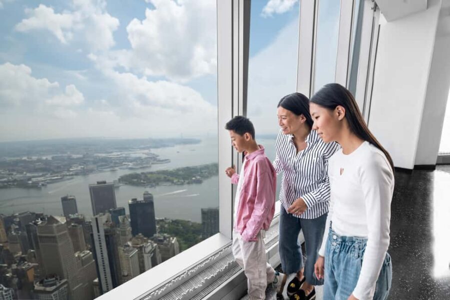 9/11 Memorial & Ground Zero Tour with One World Observatory - The Value of This Tour