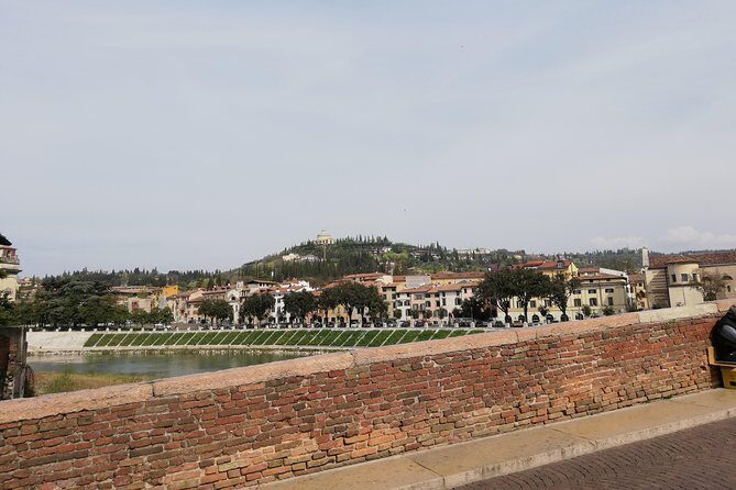A Charming Verona Small Group Stress Free City Tour with a Local Guide - In-Depth Breakdown of the Itinerary