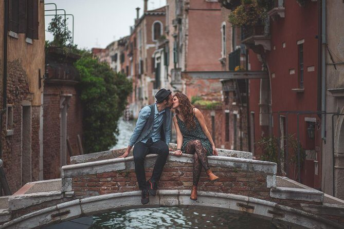A must have City Portrait Session - The Complete Breakdown of the Venice City Portrait Session