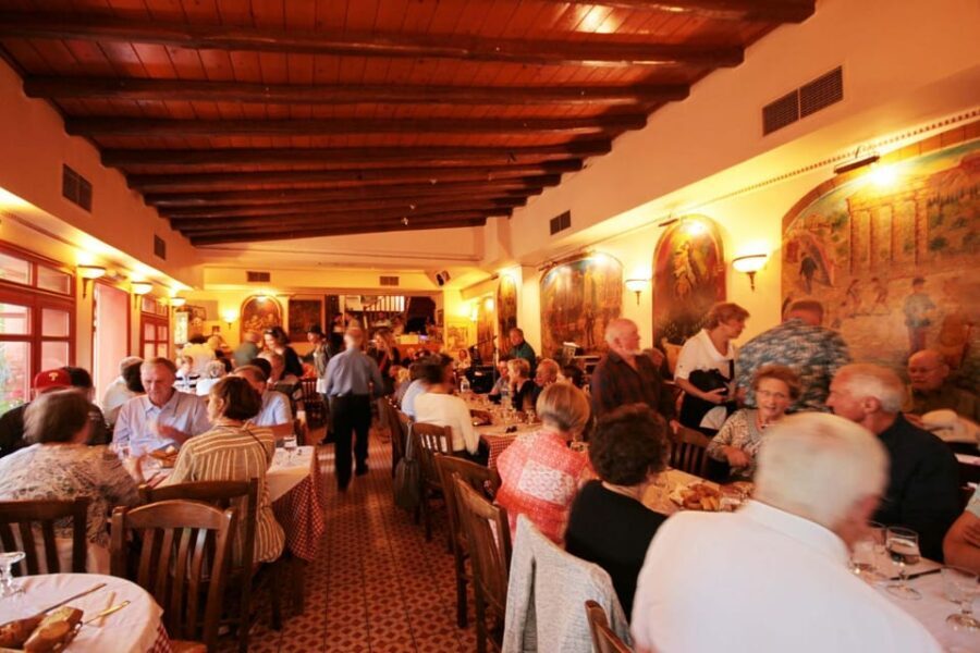 "A Night in Athens: Dinner and Music Under the Stars" - Final Words: Who Is This Tour Best For?