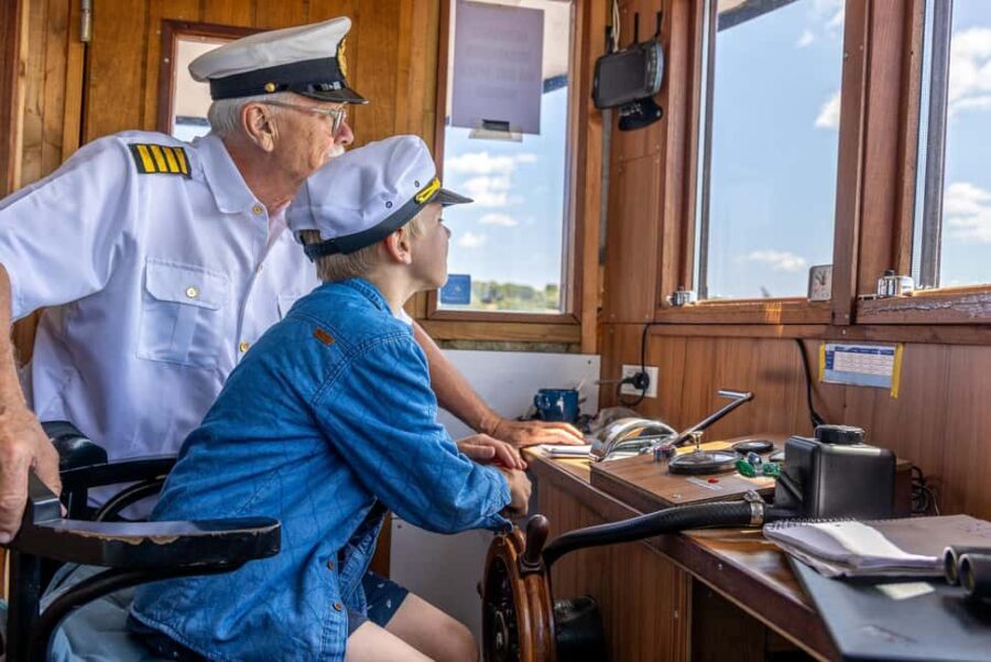 Aarhus Havnerundfart: Aarhus Harbor Cruise with Guide - What You Can Expect During the Cruise