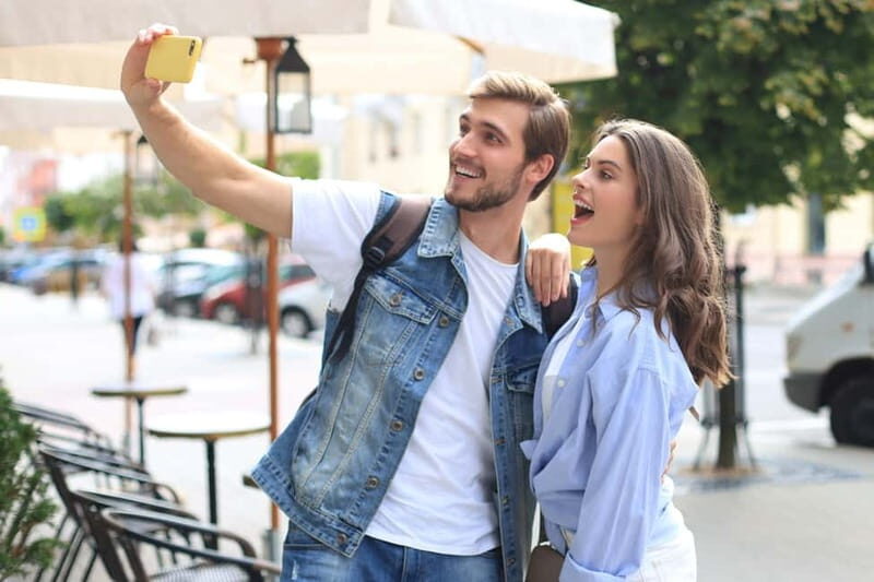 Aberdeen: Express Walk with a Local - What to Expect During Your Walk