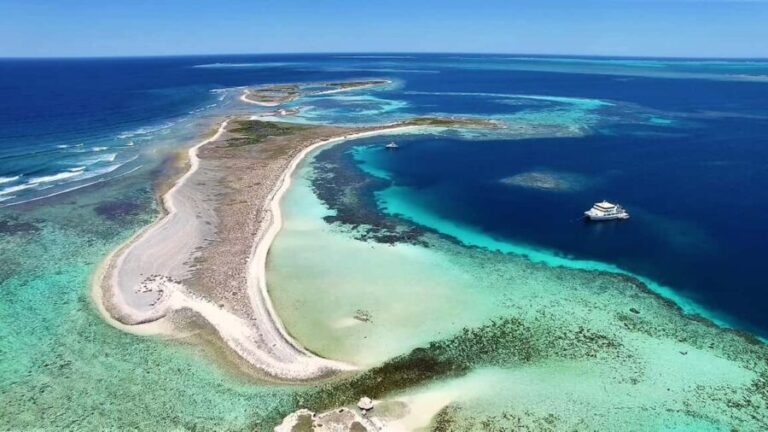 Abrolhos Islands 5 Day Cruise & Fly from Geraldton - Who Will Love This Cruise?