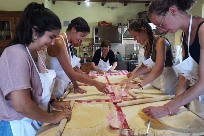 Abruzzo Traditional Pasta Making with 85y old local Grandma - Detailed Review of the Abruzzo Pasta-Making Experience
