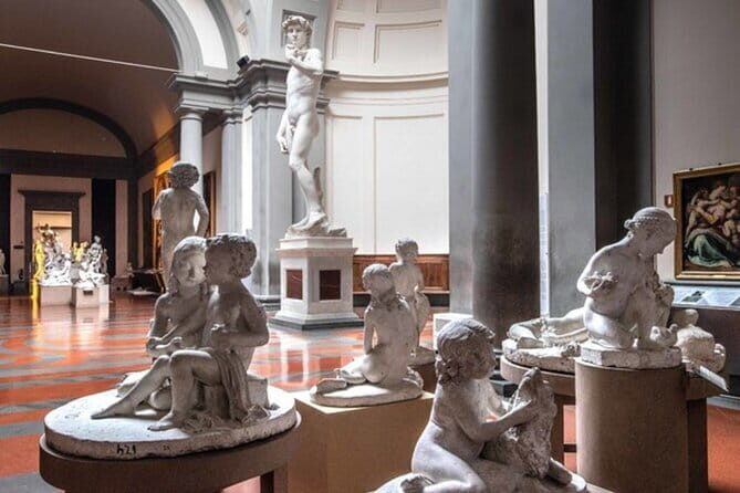 Accademia & Uffizi Museums: Small Group Tour with Optional Lunch - Managing Your Time and Expectations