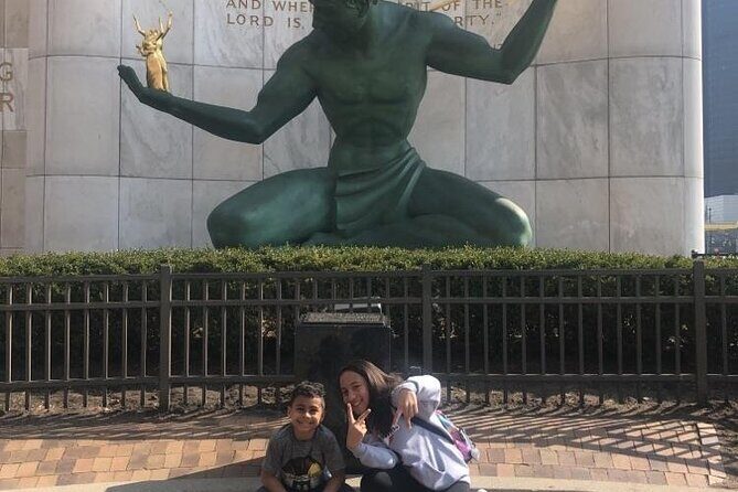 Adventurous Scavenger Hunt in Detroit by Wacky Walks - A Detailed Breakdown of the Itinerary and Experience