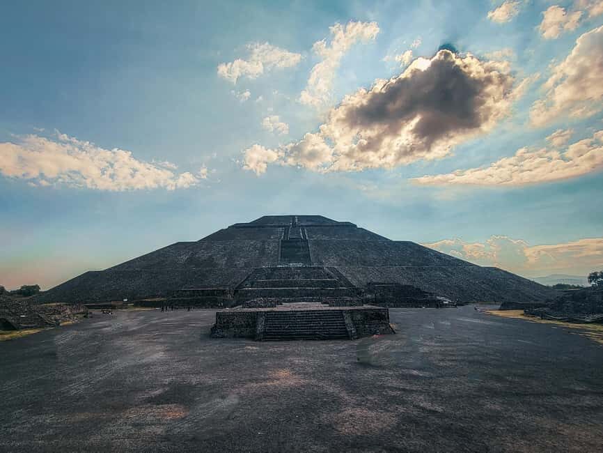Afternoon guided tour of the pyramids of Teotihuacan - The Itinerary in Detail