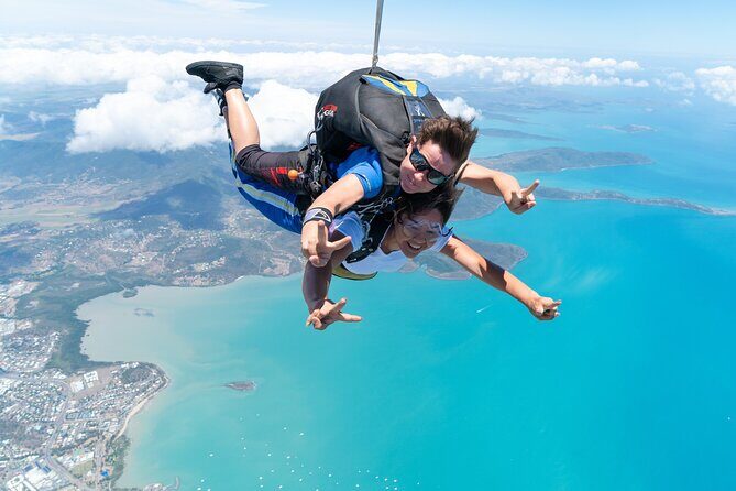 Airlie Beach Tandem Skydive Over the Whitsunday Islands - The Value of the Tour
