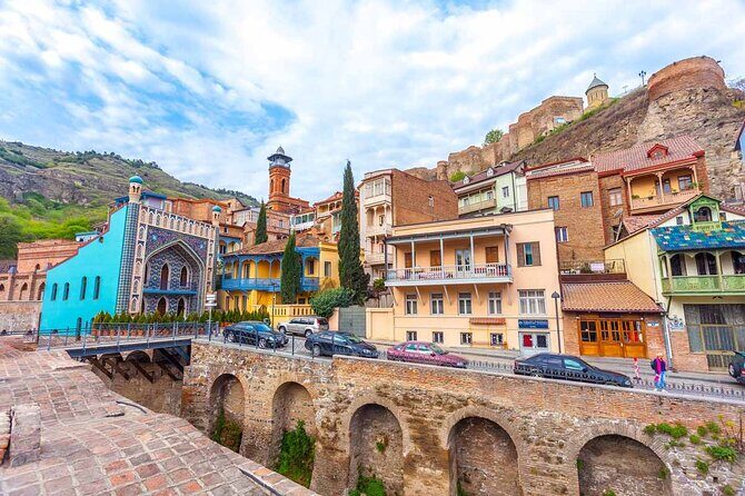 Airport Transfer: Tbilisi to Tbilisi Airport TBS by Standard Car - Who Should Consider This Transfer?