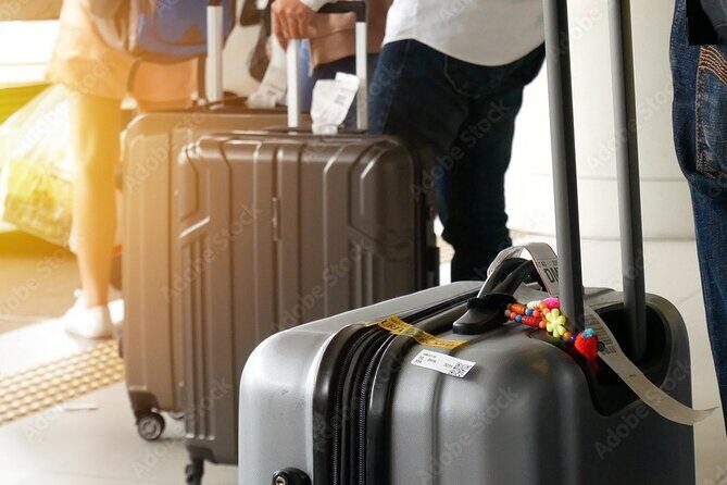 Airport transfer to Lisbon (metropolitan area). - Key Points