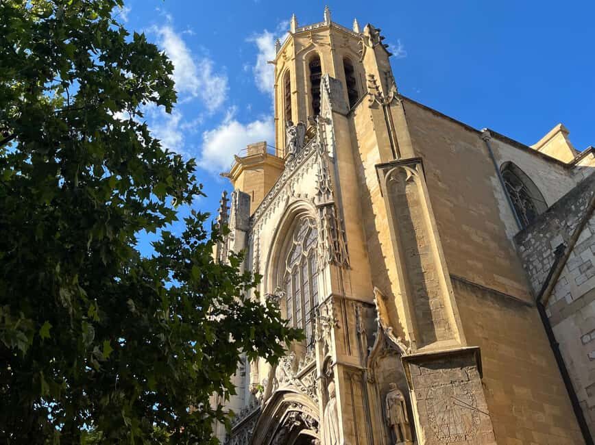 Aix-en-Provence: Between History and City Charm - A Deep Dive into the Aix-en-Provence Tour Experience