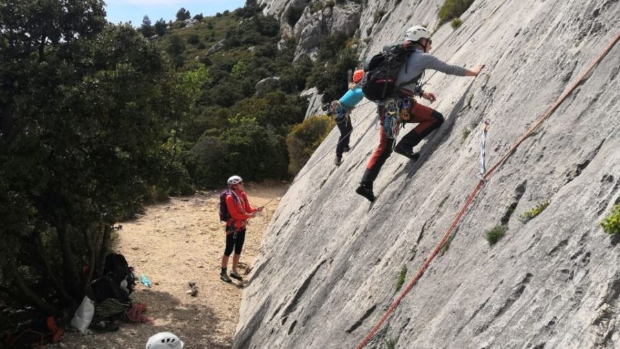 Aix-en-Provence : Climbing class on the Sainte-Victoire - Analyzing the Value