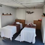 Akrotiri: Couples Massage with Dinner, Pool Access, wine, fruits - Who Should Book This Experience?