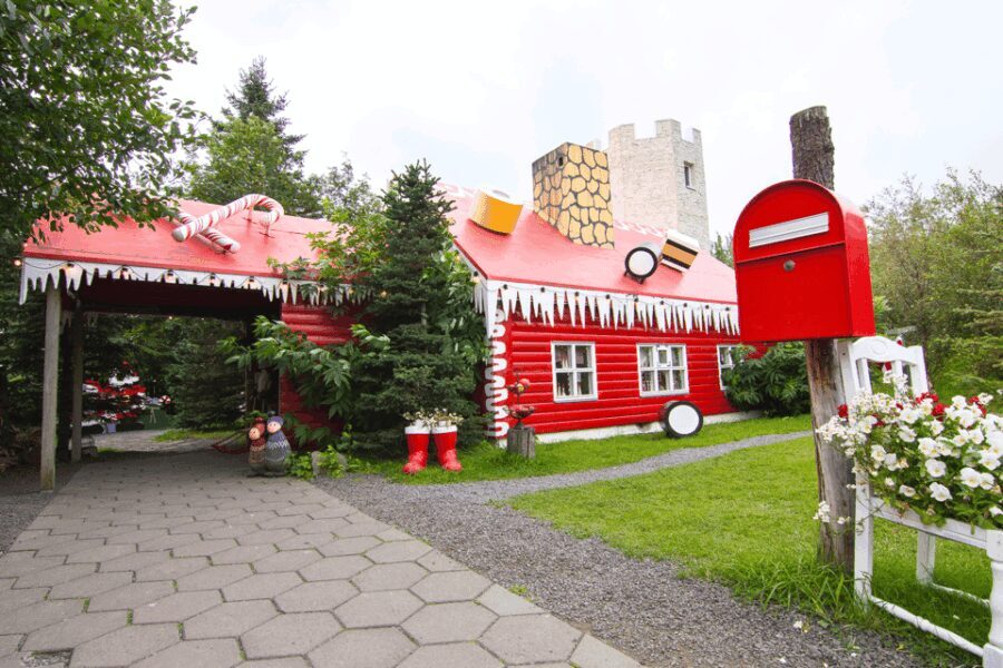 Akureyri: Goðafoss, Laufas & The Christmas House Combo Tour - What Past Travelers Say