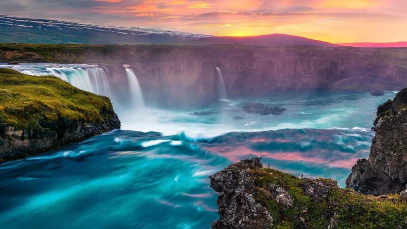 Akureyri Port: Godafoss Waterfall Classic Tour & Viewpoint - Why Travelers Love This Tour
