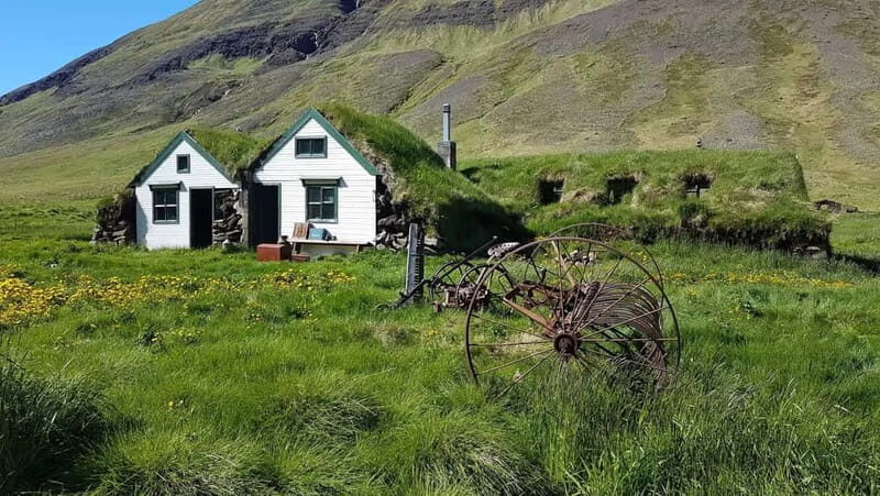 Akureyri: Super Jeep Tour with Icelandic Snacks - An In-Depth Look at the Itinerary