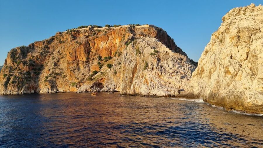 Alanya Catamaran Boat Trip with Swim Stops & Sunbathing - Exploring the Itinerary in Detail